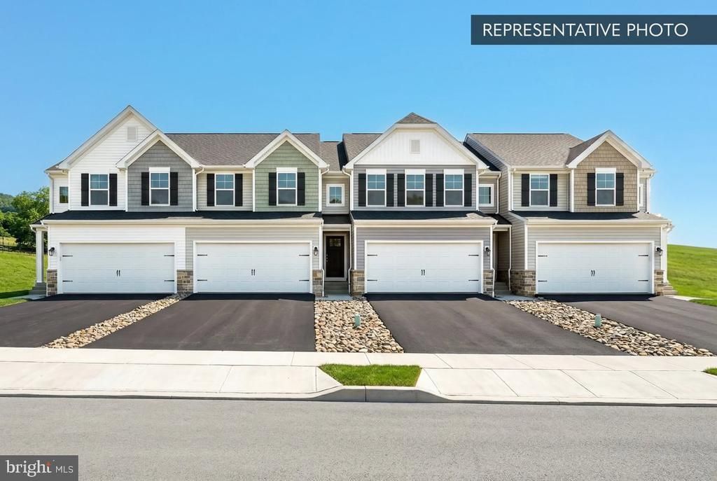 13-103 Julian Drive, Unit LOT 8, Bloomsburg, PA 17815 Main Photo