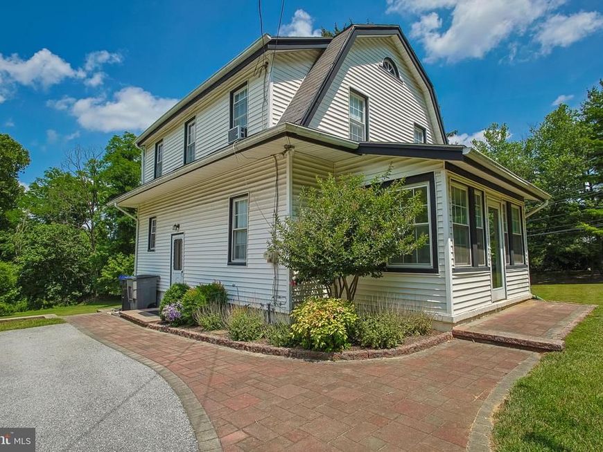 31 Old State Road, Berwyn, PA 19312 Main Photo