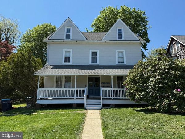 22 LLOYD AVENUE, MALVERN, PA 19355