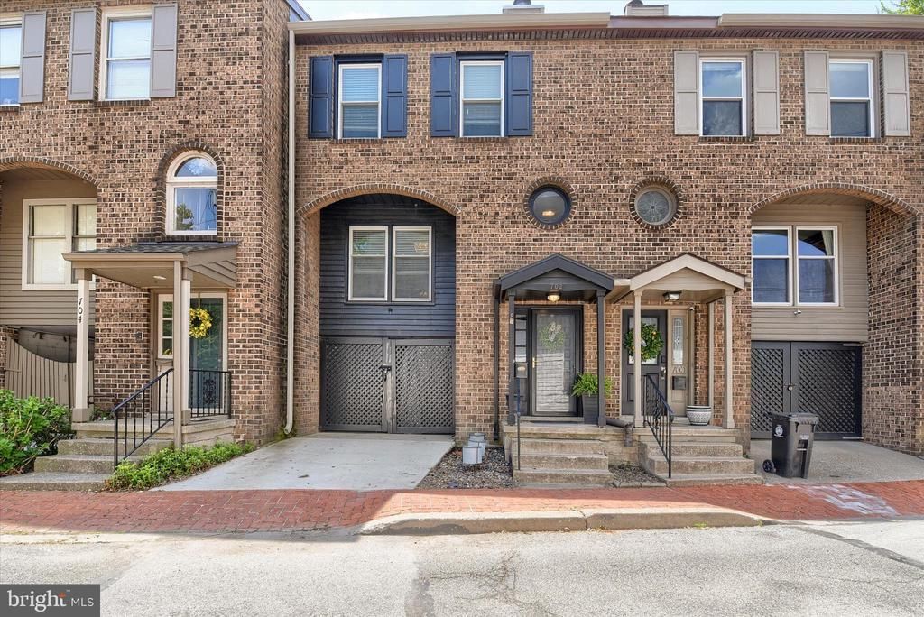 702 Showers Street, Harrisburg, PA 17104 Main Photo