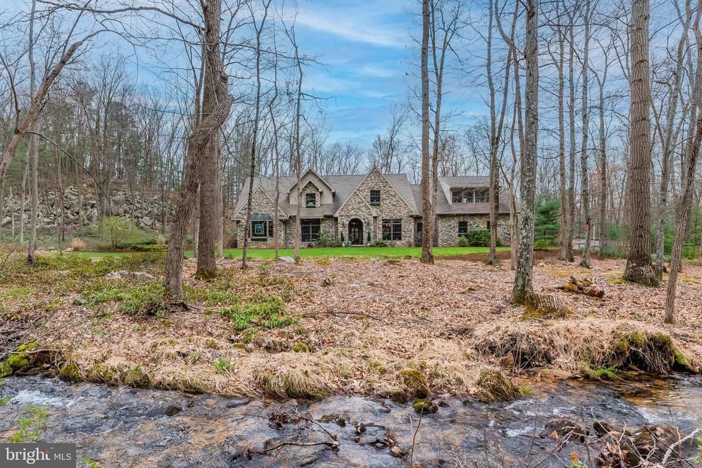 1316 RIDGE ROAD, FAYETTEVILLE, PA 17222