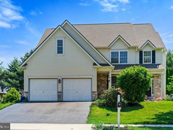 271 SQUIRE LANE, LITITZ, PA 17543