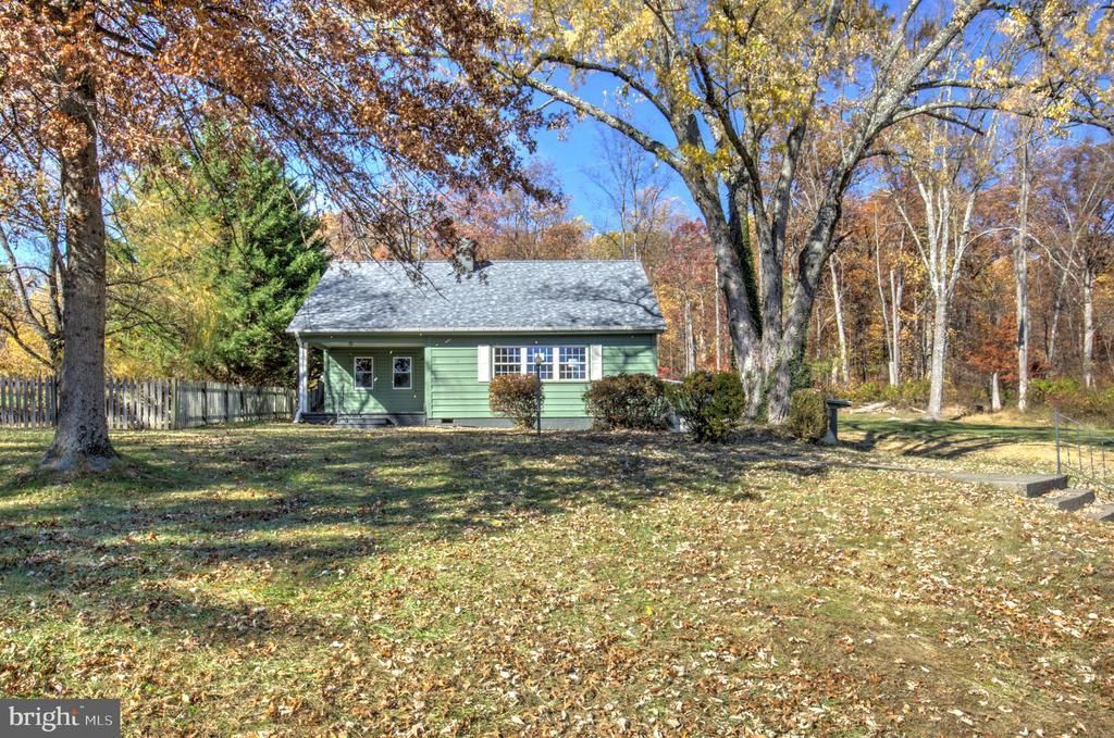 203 MENG ROAD, SCHWENKSVILLE, PA 19473