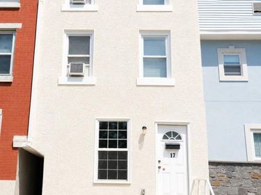 17 W OAK STREET, NORRISTOWN, PA 19401