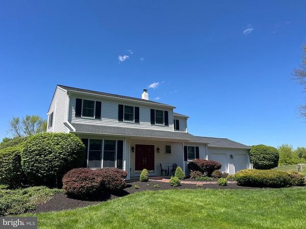 106 SURREY LANE, HARLEYSVILLE, PA 19438