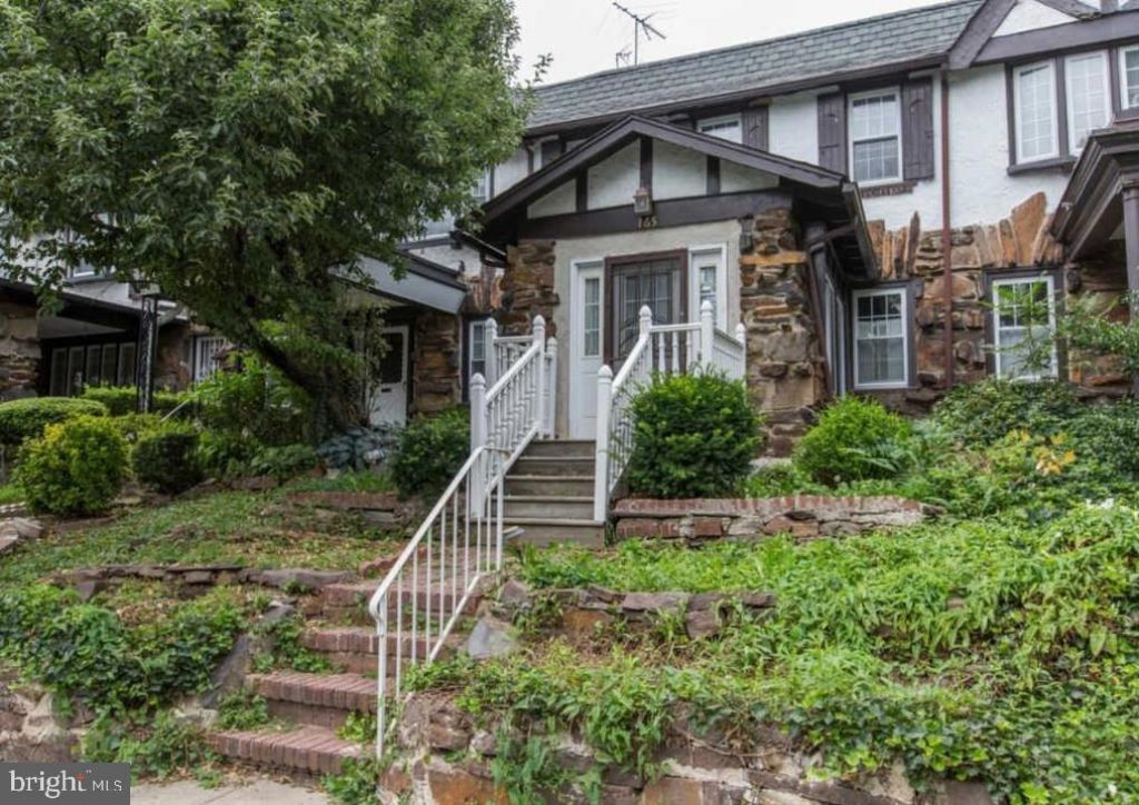 165 STONEWAY LANE, BALA CYNWYD, PA 19004