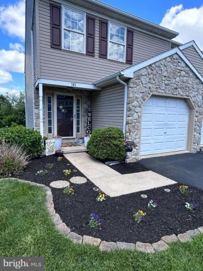 143 ACORN LANE, MOUNTVILLE, PA 17554