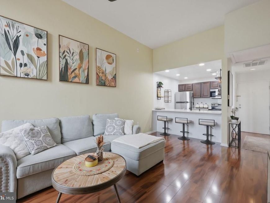 1601 Spring Garden Street, Unit 313, Philadelphia, PA 19130 Main Photo