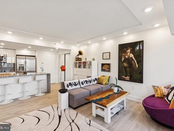 2001 HAMILTON STREET, Unit 515, PHILADELPHIA, PA 19130