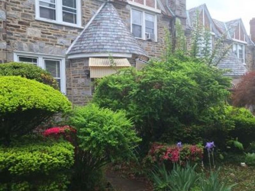 1815 W Chew Street, Philadelphia, PA 19141 Main Photo