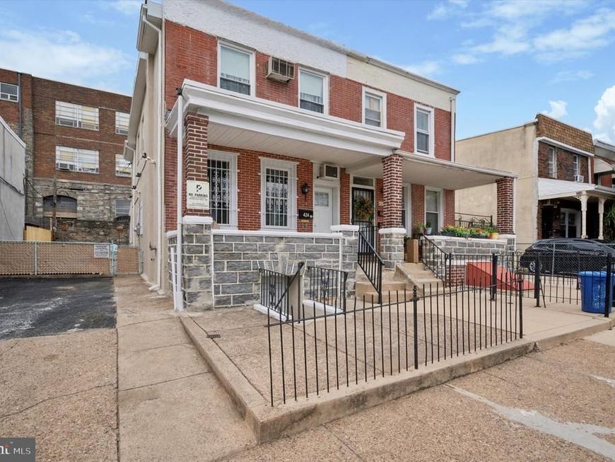 422 24 N Simpson Street, Philadelphia, PA 19151 Main Photo
