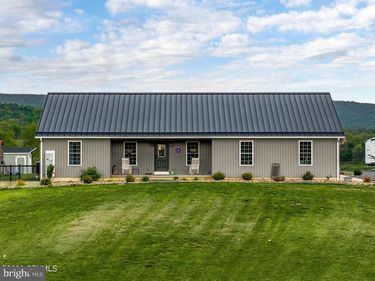 66 ANTLER LANE, NEW COLUMBIA, PA 17856