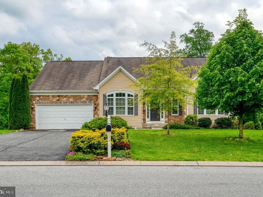 410 Misty Hill Drive, Delta, PA 17314 Main Photo