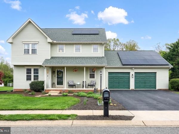 132 WHITE FENCE LANE, YORK, PA 17408