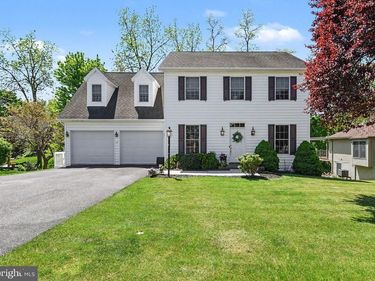 12 DOVE COURT, DILLSBURG, PA 17019