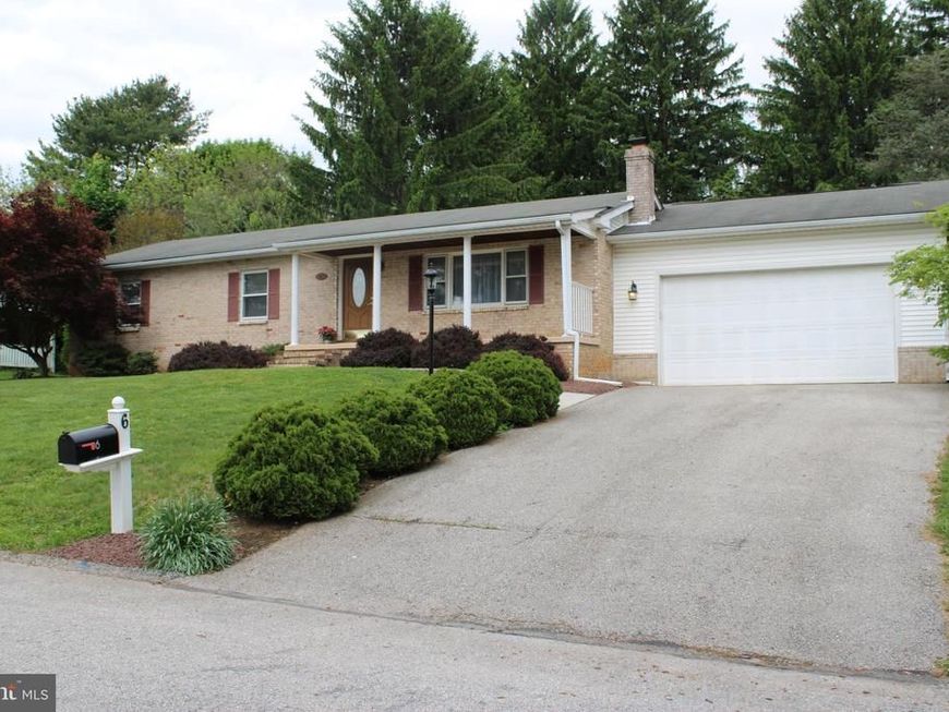 6 Barelyn Drive, New Freedom, PA 17349 Main Photo
