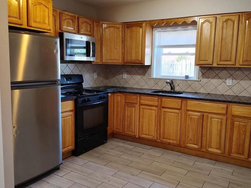 7967 Langdon Street, Philadelphia, PA 19111 Main Photo