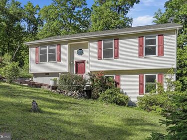 902 ENFIELD DRIVE, WINCHESTER, VA 22602