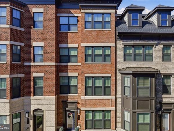 213 MARKET SQUARE NW, Unit 19, VIENNA, VA 22180