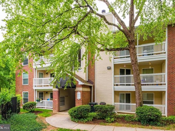 1532 LINCOLN WAY, Unit 301B, MCLEAN, VA 22102