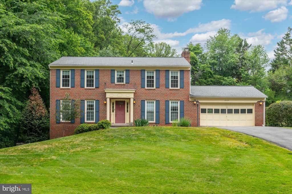 12144 Folkstone Drive, Herndon, VA 20171 Main Photo