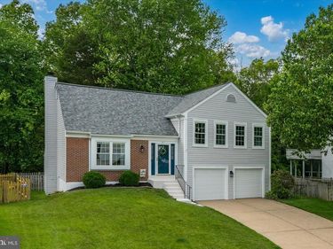 27 BRINKS COURT, STERLING, VA 20165
