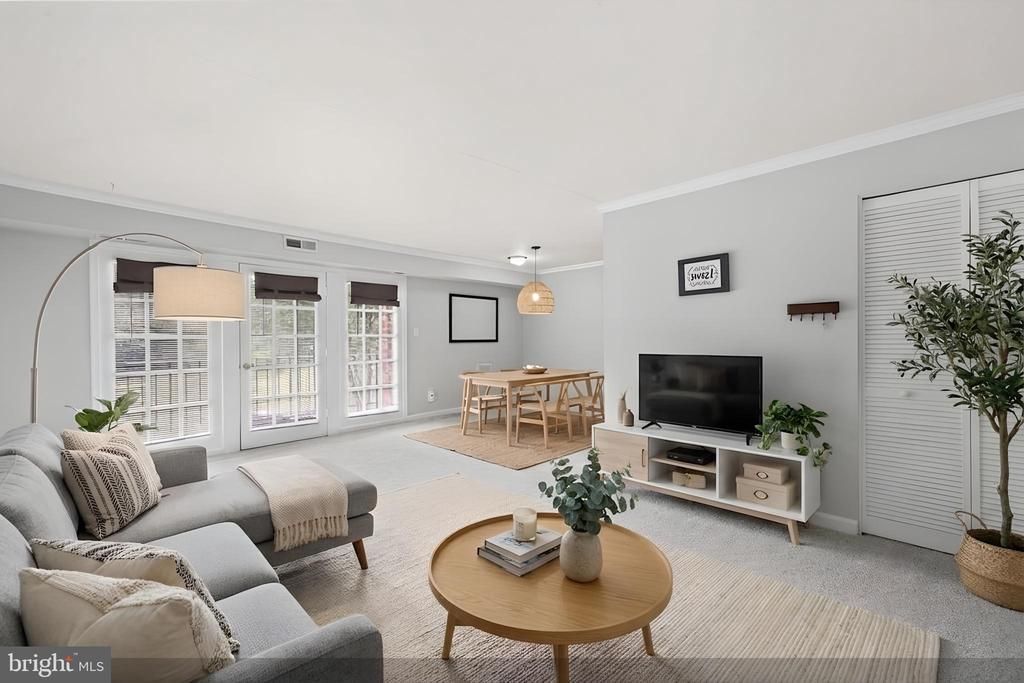 12711 Gordon Boulevard, Unit 82, Woodbridge, VA 22192 Main Photo