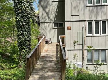 361 THE HILL, Unit M-4, BASYE, VA 22810