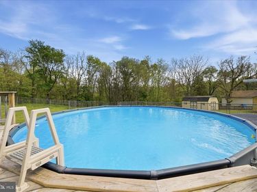25996 OLD VALLEY PIKE, TOMS BROOK, VA 22660