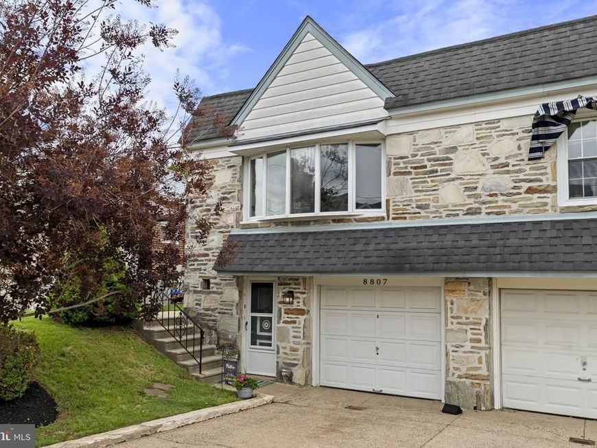 8807 Danbury Street, Philadelphia, PA 19152 Main Photo