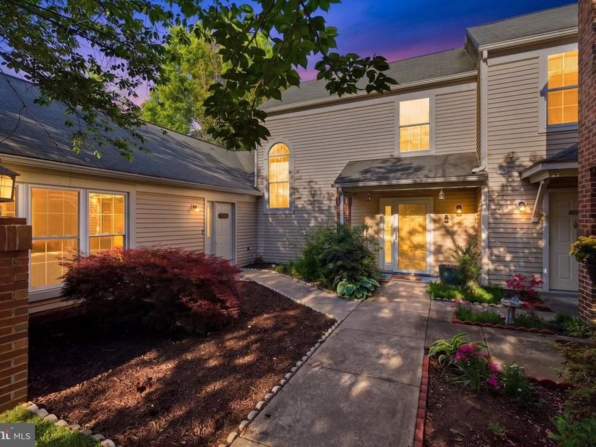 4708 Colonel Ashton Place, Unit 424, Upper Marlboro, MD 20772 Main Photo