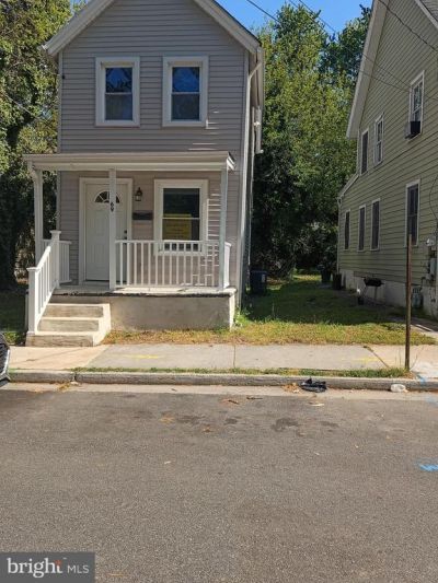 69 Carpenter Street, Salem, NJ 08079 Main Photo