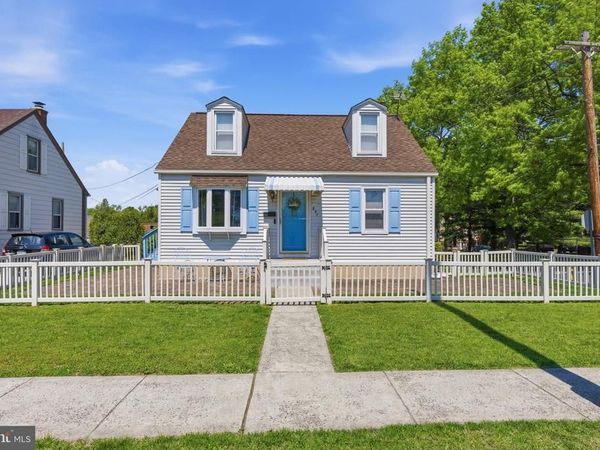 897 N ADAMS STREET, POTTSTOWN, PA 19464