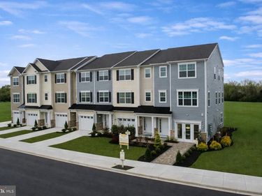 2 SILAS LANE, LAUREL SPRINGS, NJ 08021
