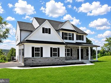 208 SCHWENK ROAD, PERKIOMENVILLE, PA 18074