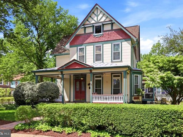 4200 FARRAGUT STREET, HYATTSVILLE, MD 20781