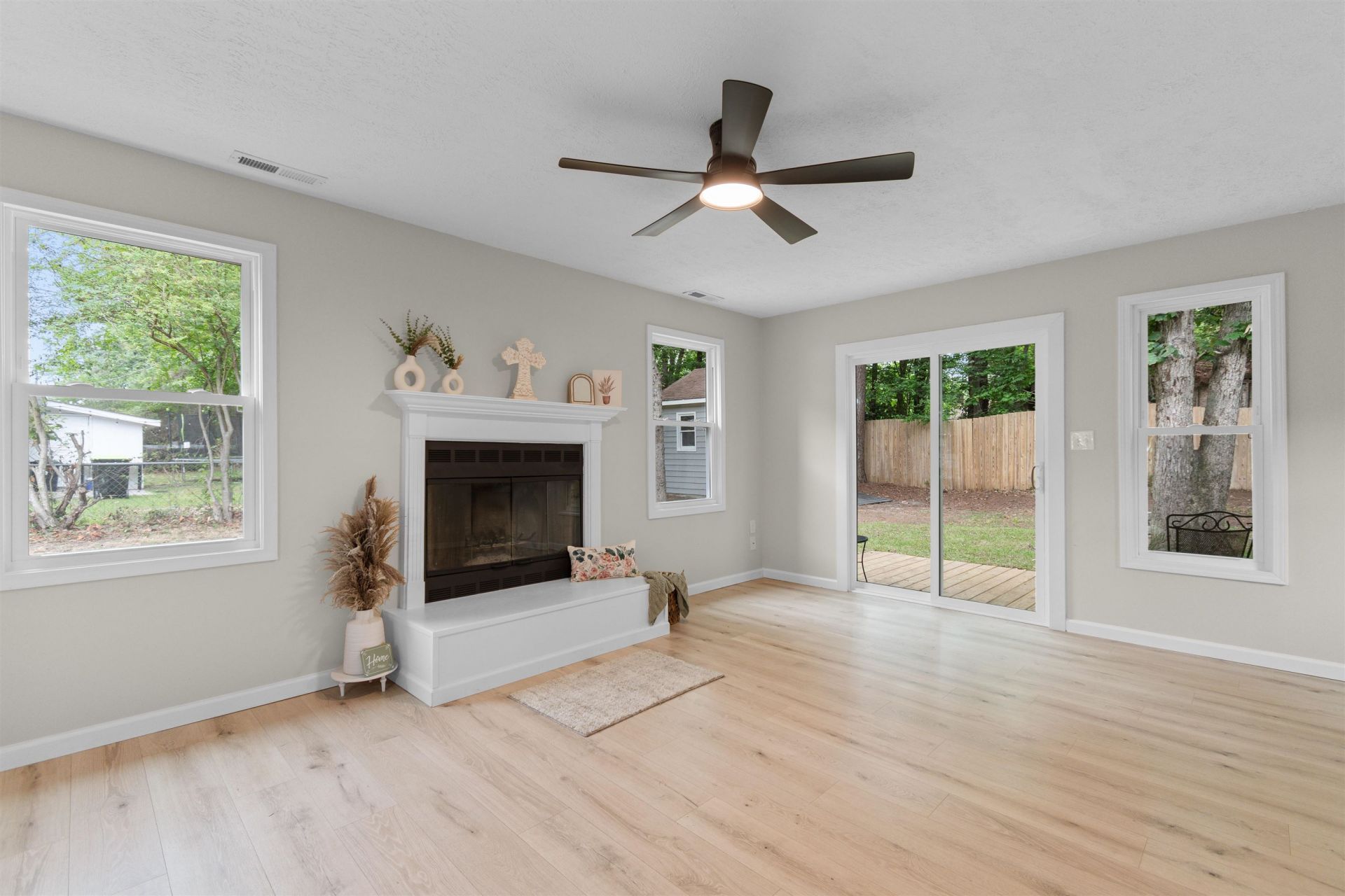 5620 Rosewood Dr.  Photo 10