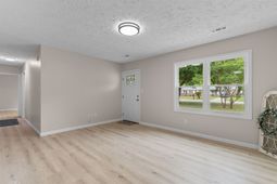 5620 Rosewood Dr.  photo 4