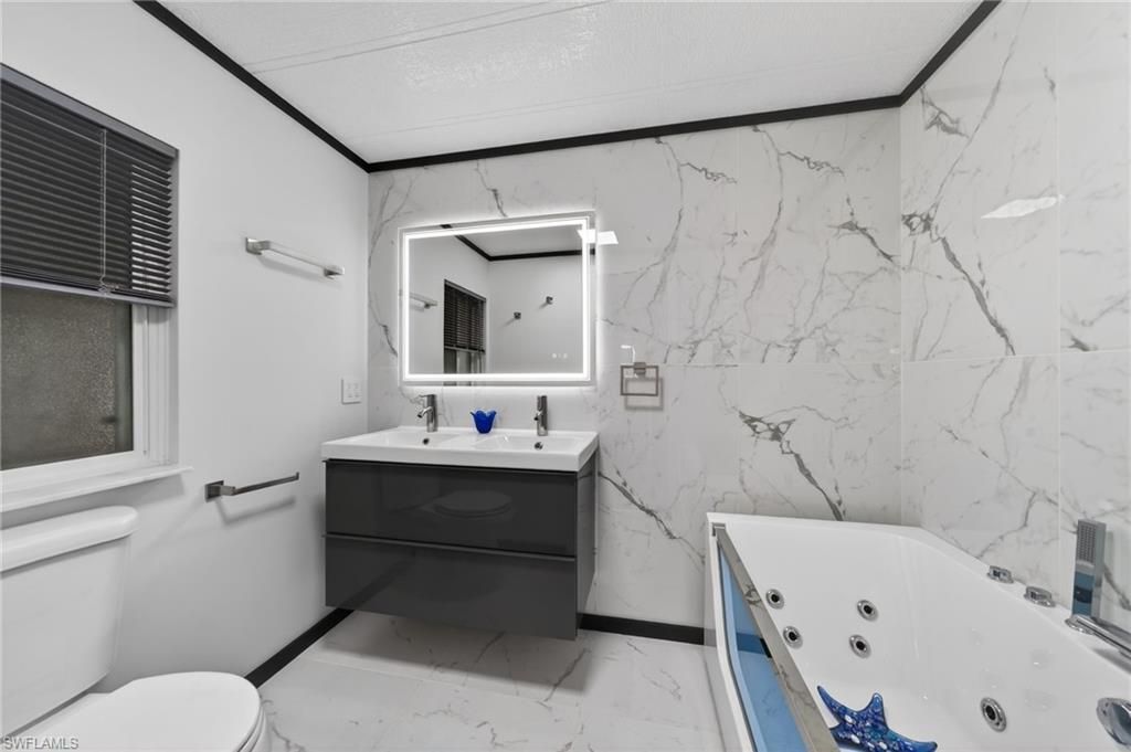 5502 Ben Franklin Ln , North Fort Myers, FL 33917 Photo
