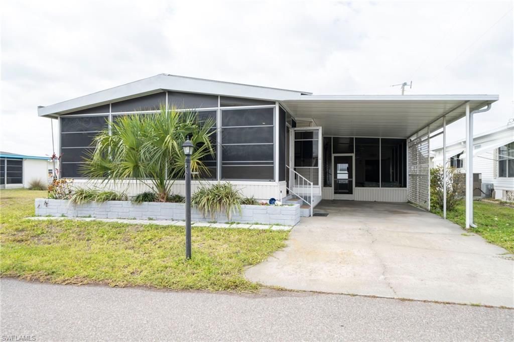 5502 Ben Franklin Ln , North Fort Myers, FL 33917 Photo
