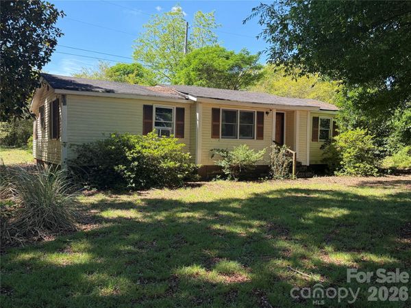 411 Pennigar Road , Monroe, NC 28110