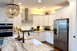 575 Pendleton Drive photo 4