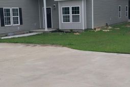 335 Ballfield Rd photo 4