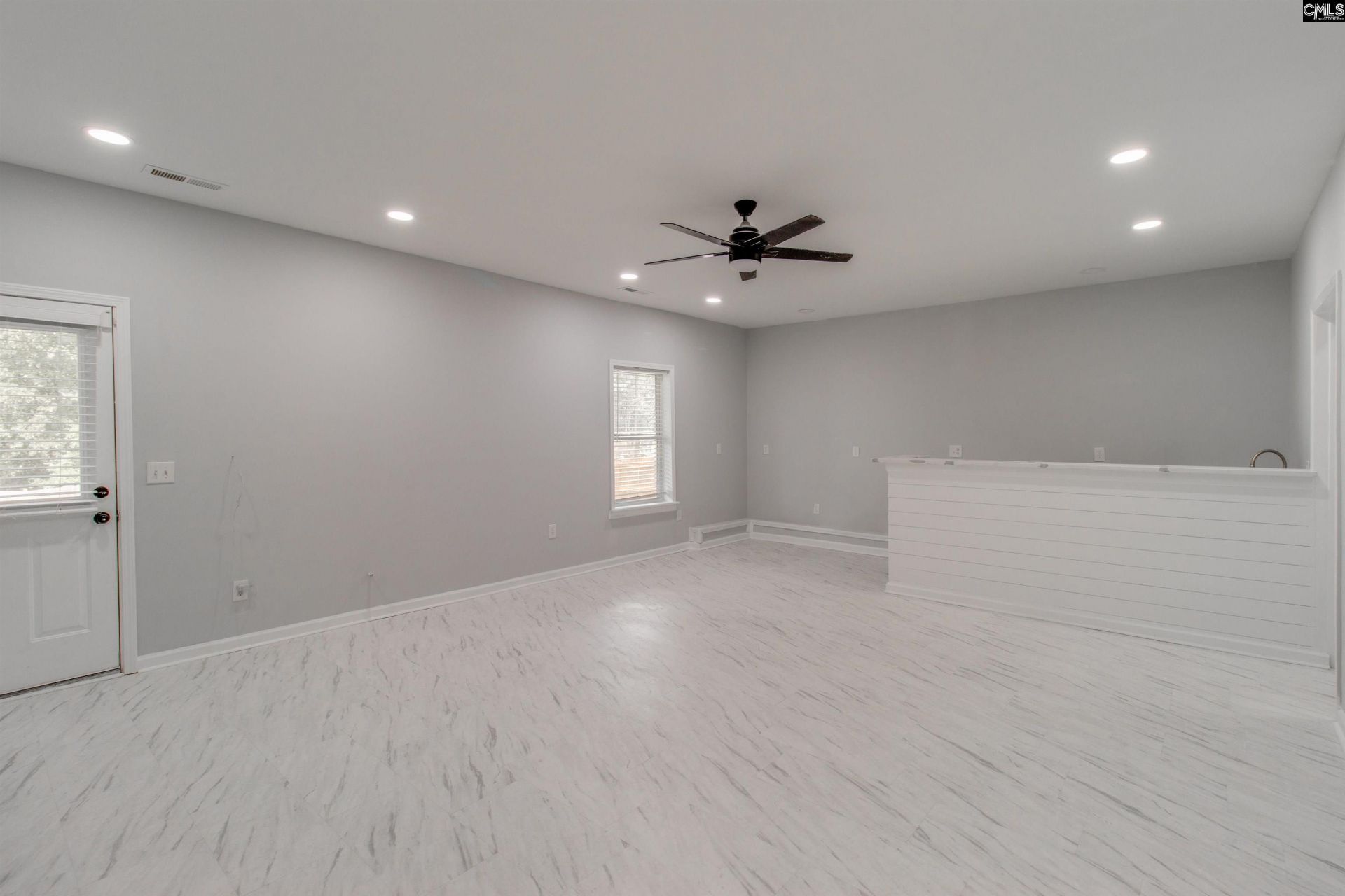 140 Crimson Queen Drive  Photo 37
