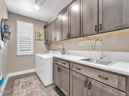 9860 Sea Bird Lane, Reno, NV 89521 Photo
