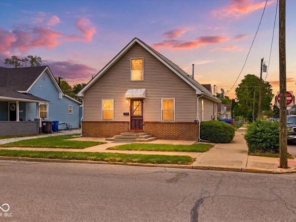 416 Montgomery Street , Shelbyville, IN 46176