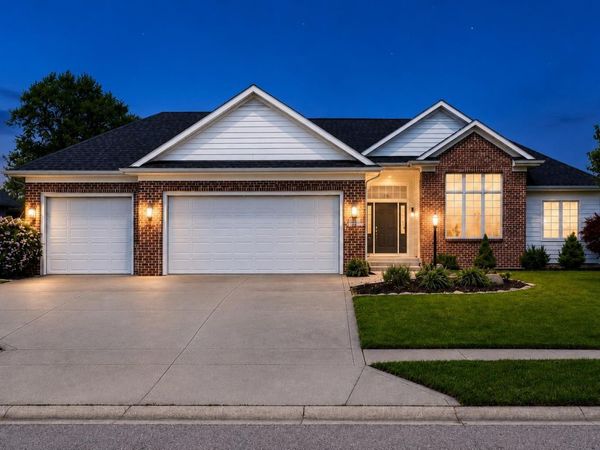 1921 Linville Pass, Fort Wayne, IN 46845