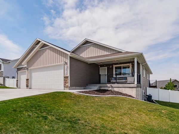 1474 Foxmore, Pocatello, ID 83204