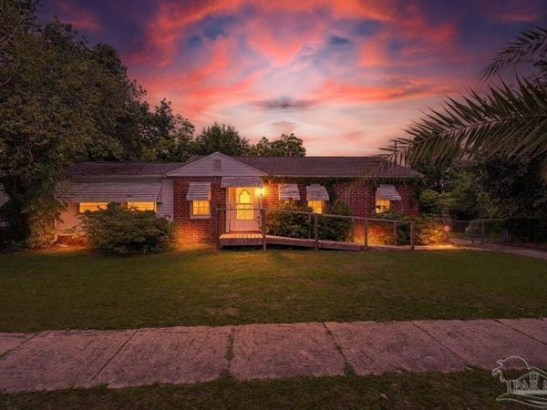 333 Gibbs Rd, Pensacola, FL 32507