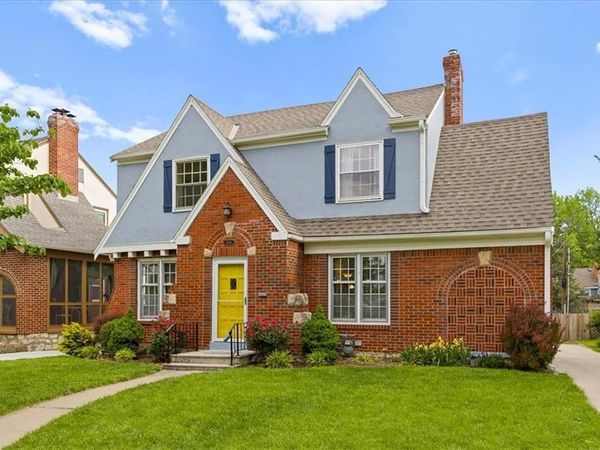 636 E 74th Street, Kansas City, MO 64131